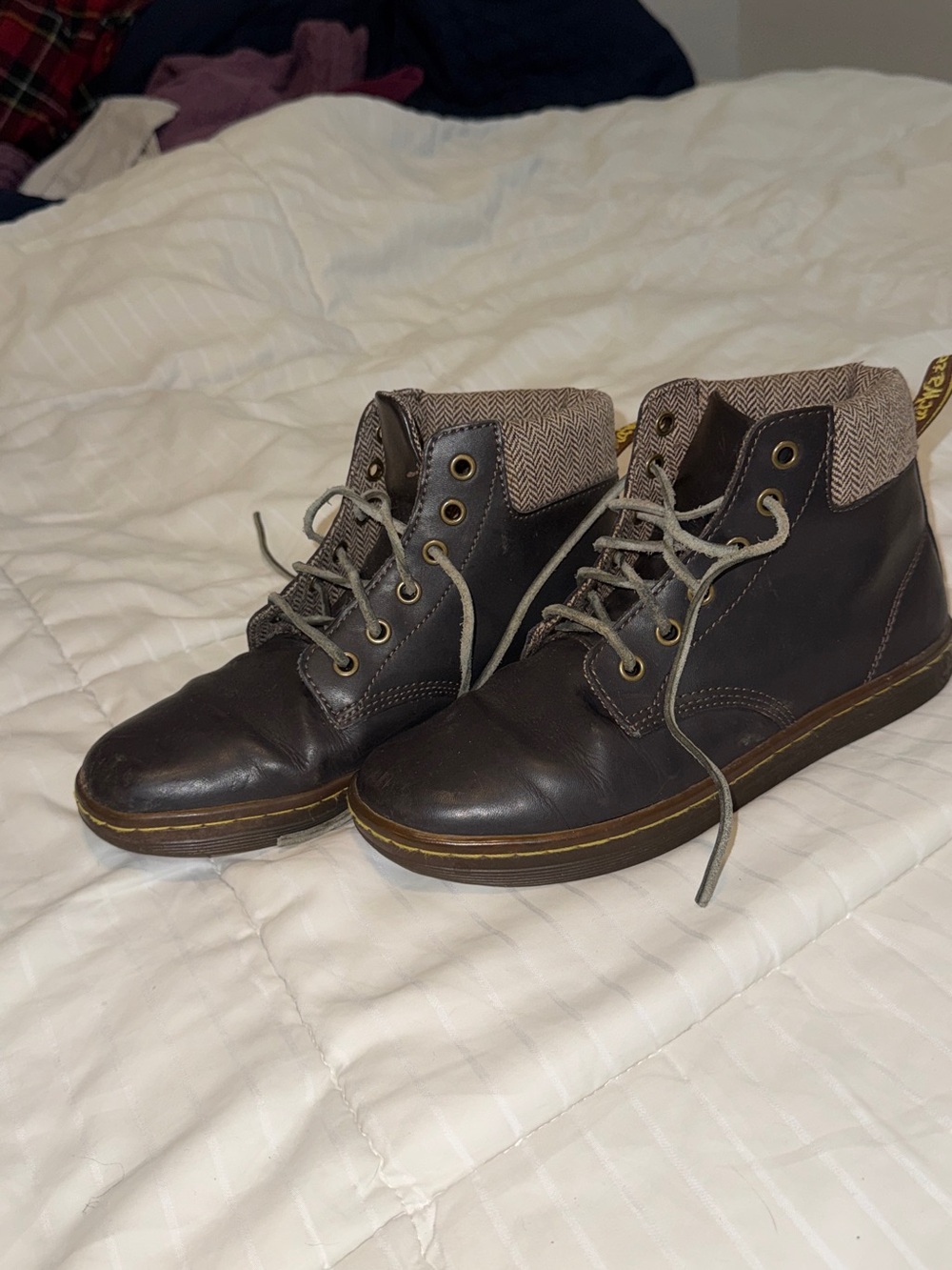 Dr. Martens Women's Brown Lace-Up Chukka Boots